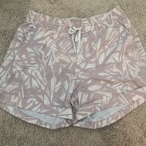 SOLD Lululemon short size 6